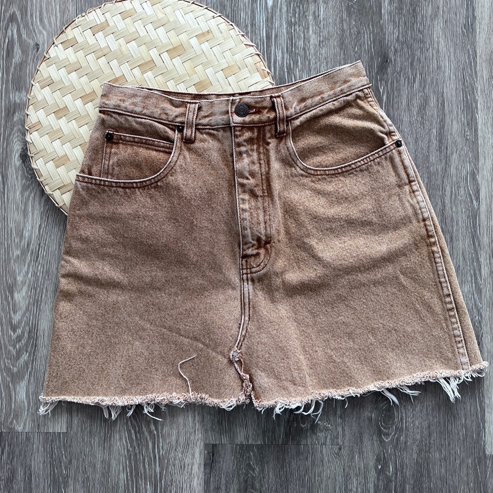 Vintage 90’s jordache rust tan mini denim skirt